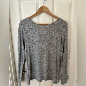 Gap long-sleeve space dye grey cut out back top size small